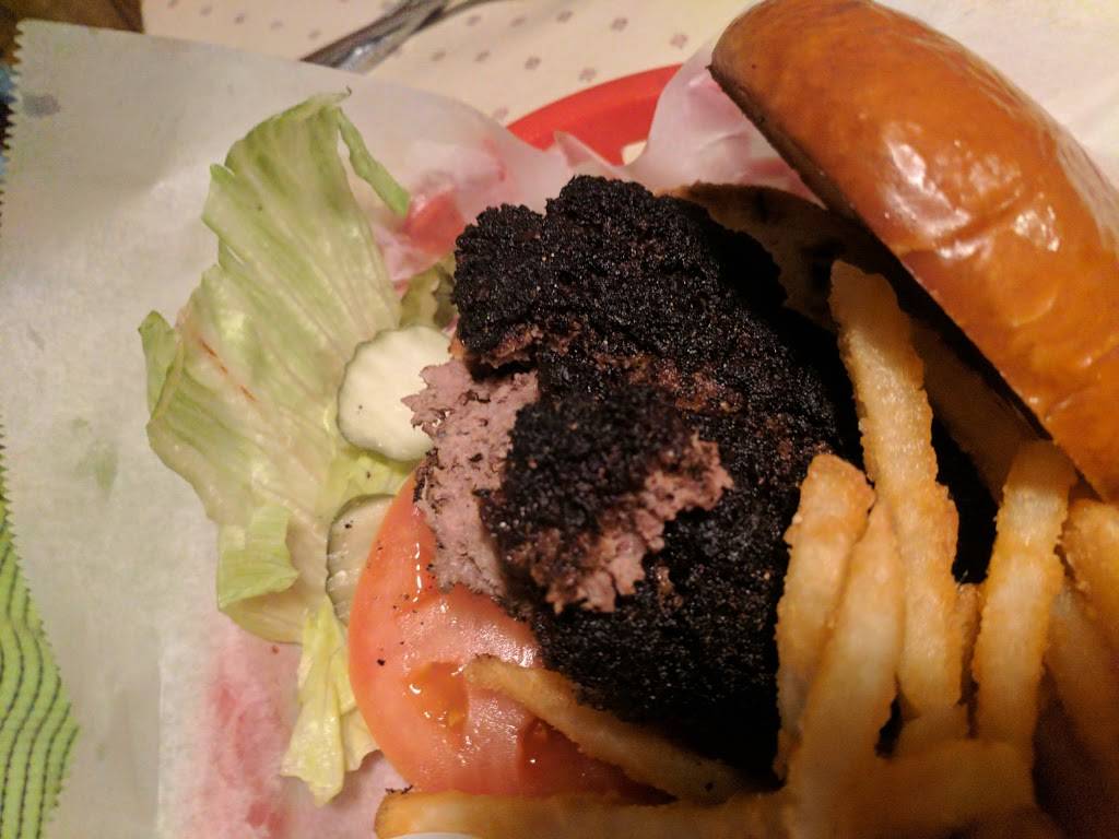 Kelly OSheas Shamrock Pub | restaurant | 609 S Main St, Burlington, IA 52601, USA | 3197529187 OR +1 319-752-9187