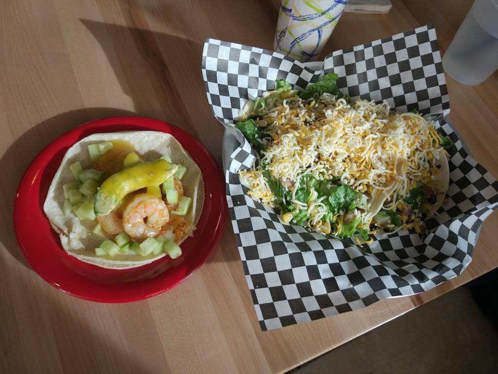 Howling Wolf Express | restaurant | 550 Turnpike St, North Andover, MA 01845, USA | 9782081701 OR +1 978-208-1701