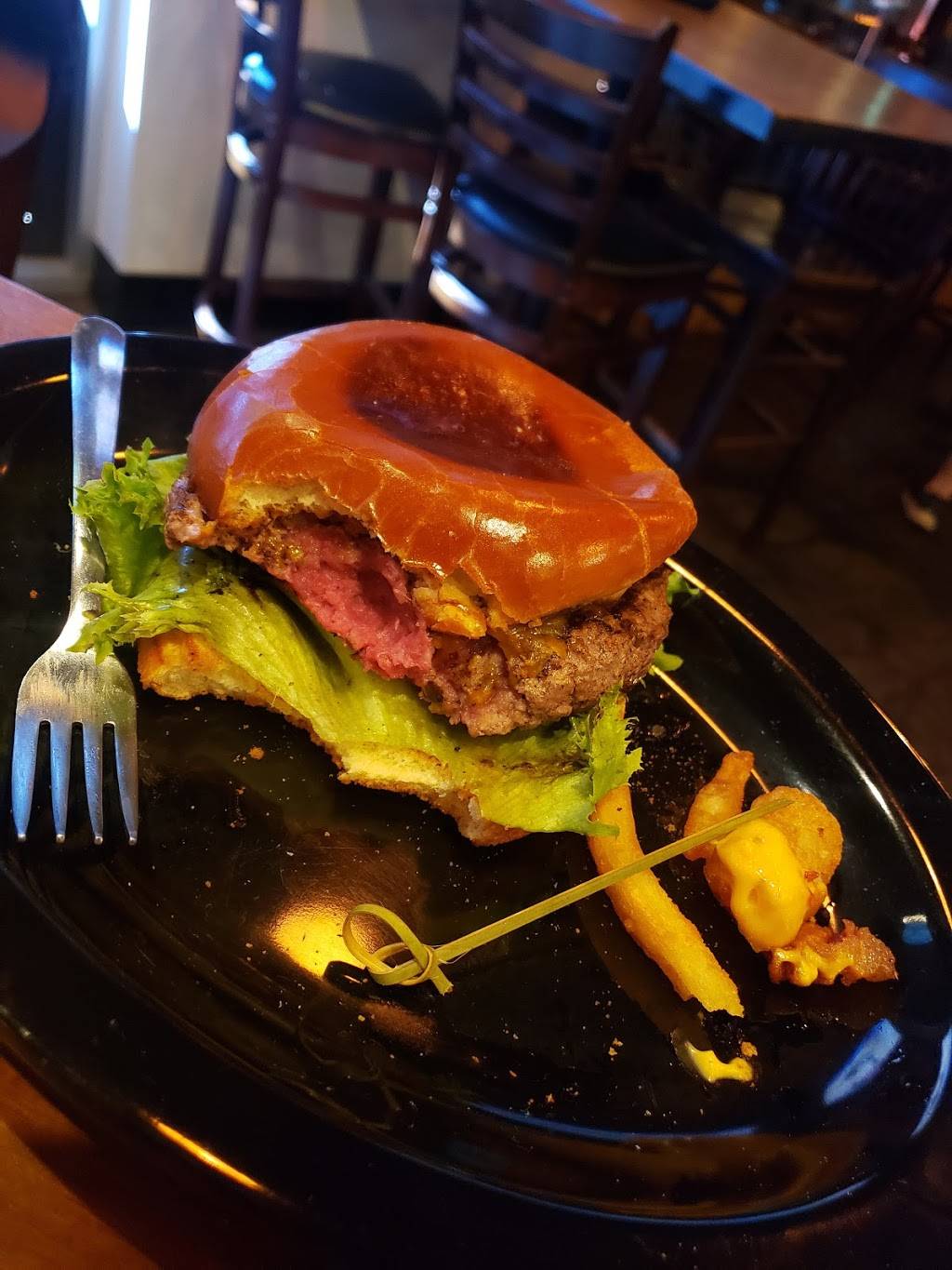 Unique Tap House | restaurant | 39809 Avenida Acacias, Murrieta, CA 92563, USA | 9514454769 OR +1 951-445-4769