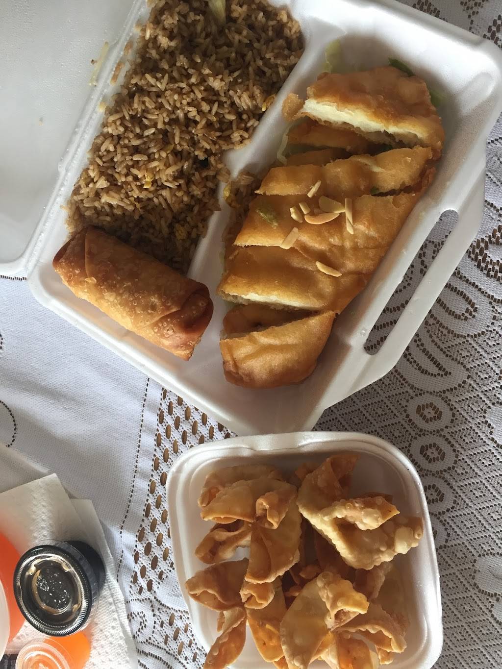 China King | restaurant | 16960 13 Mile Rd, Roseville, MI 48066, USA | 5867713388 OR +1 586-771-3388