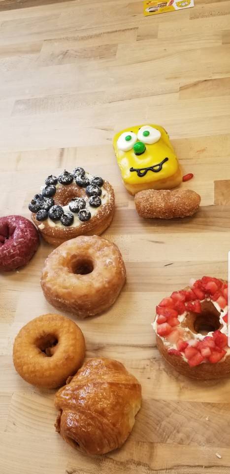 Cotton Candy Donuts | bakery | 7134 Campbell Rd Suite B, Dallas, TX 75248, USA | 9729250552 OR +1 972-925-0552