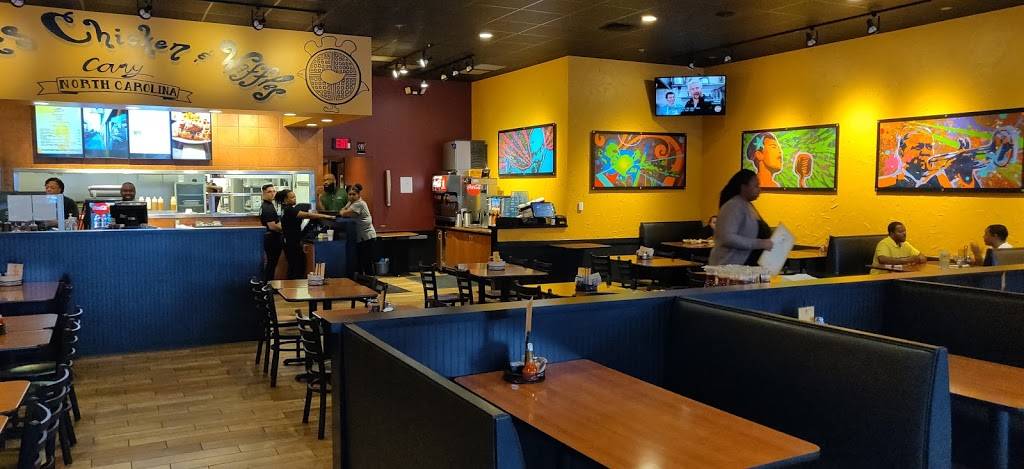 Dames Chicken & Waffles | restaurant | 823 Bass Pro Ln, Cary, NC 27513, USA | 9192340824 OR +1 919-234-0824