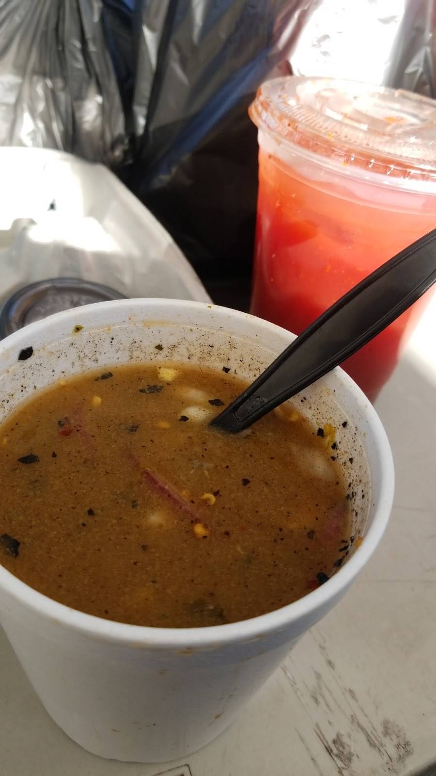 Mariscos Tocho | restaurant | 11299 Alameda St, Los Angeles, CA 90059, USA | 5624157519 OR +1 562-415-7519