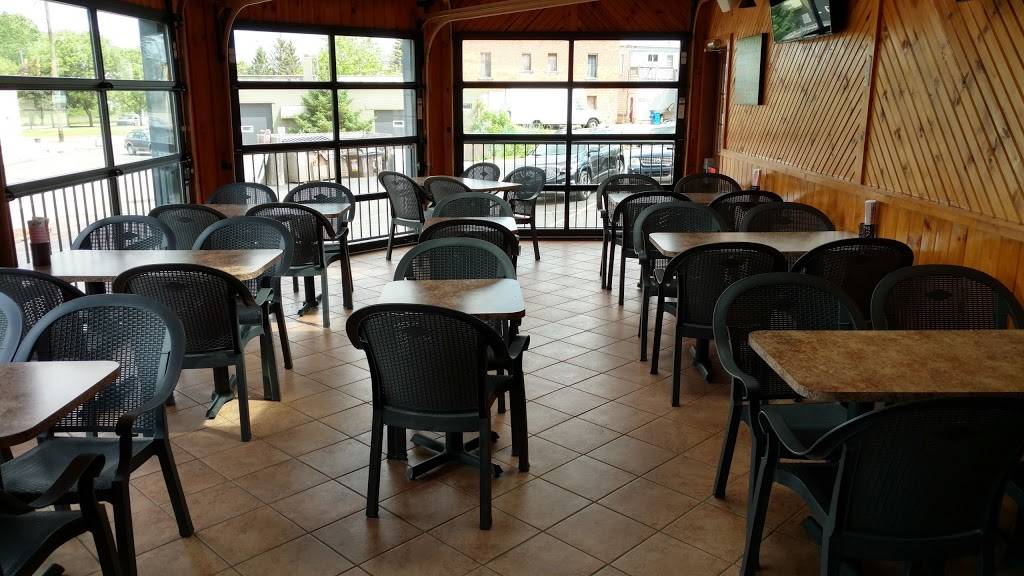 Le Roys Classic Bar & Grill | restaurant | 1526 S Cedar St, Lansing, MI 48910, USA | 5174820184 OR +1 517-482-0184