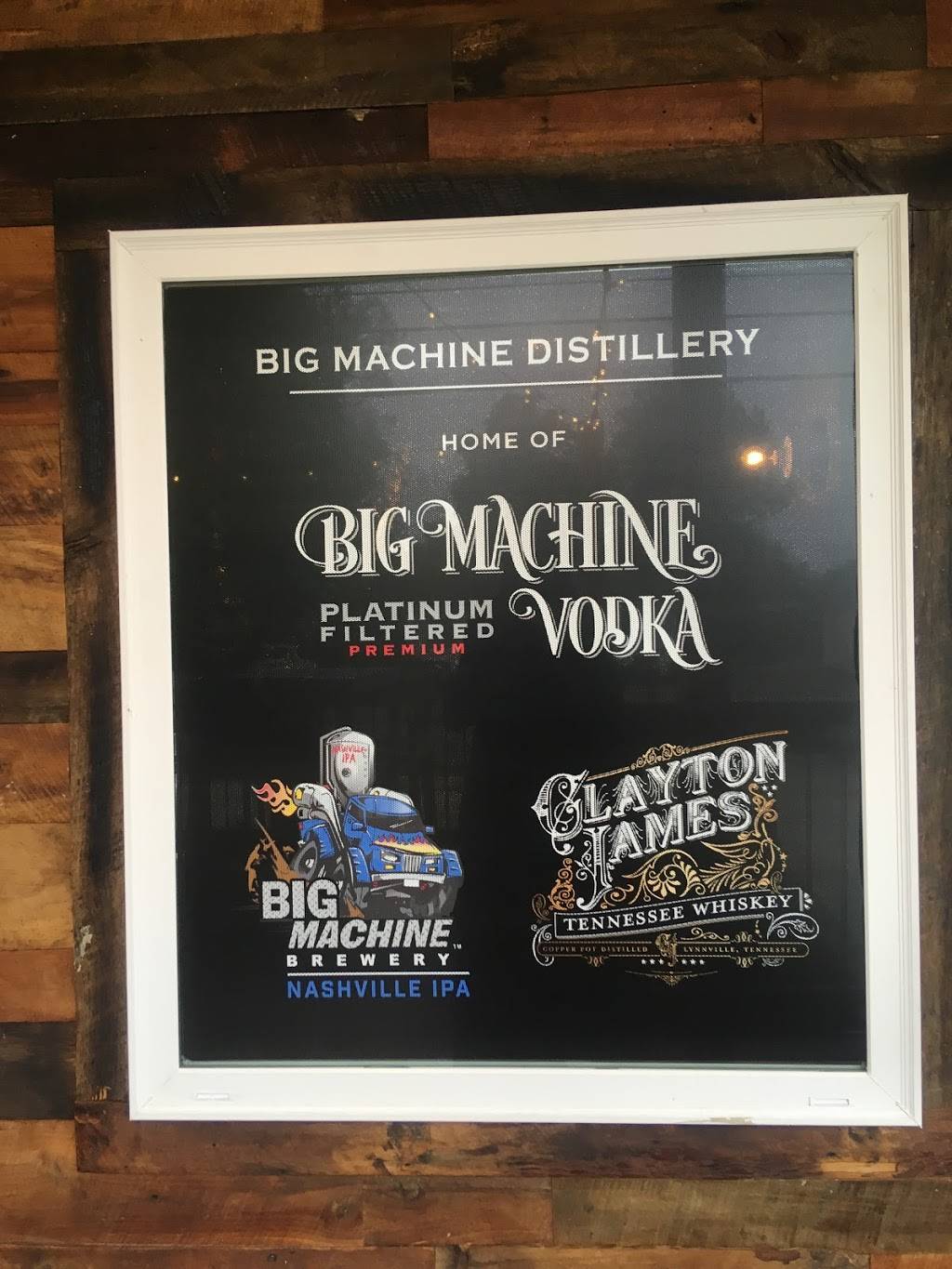 Big Machine Distillery & Tavern | restaurant | 2824 Bransford Ave, Nashville, TN 37204, USA | 6156518718 OR +1 615-651-8718