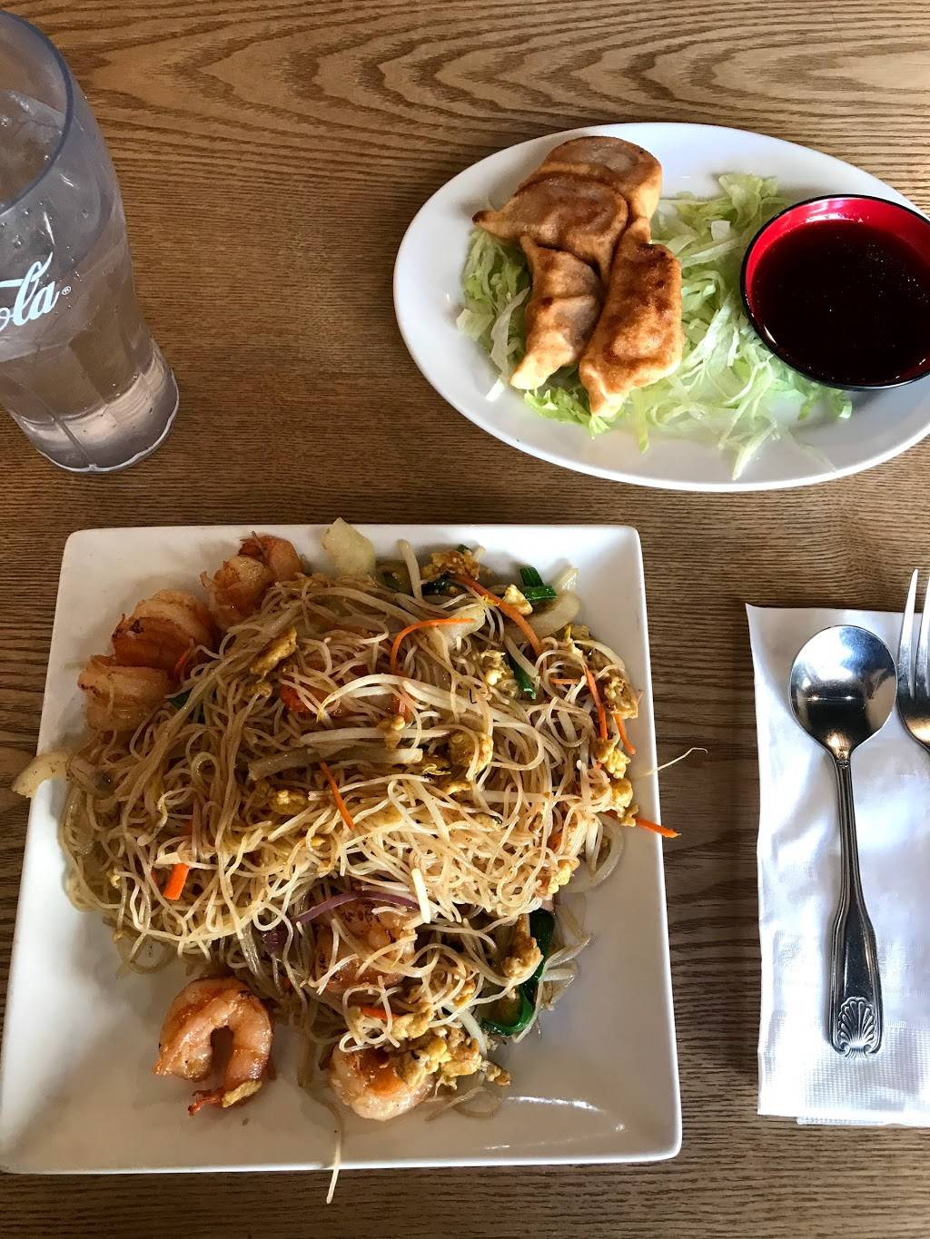 Zume Asian Cuisine | restaurant | 15470 Andrews Dr #22B, Denver, CO 80239, USA | 3033078798 OR +1 303-307-8798