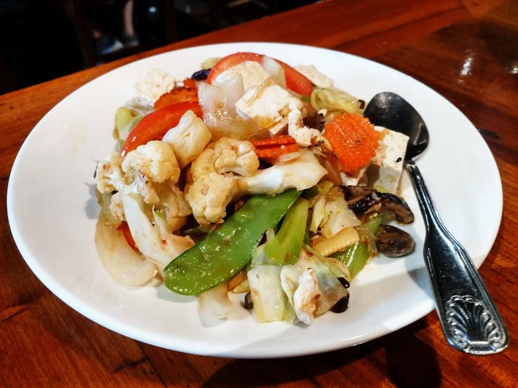 Thai Ginger Redmond | restaurant | Town Center, 7430 164th Ave NE B 225, Redmond, WA 98052, USA | 4255584044 OR +1 425-558-4044