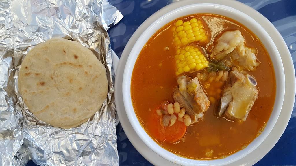 Deli Salvadoreño | restaurant | 68 W Palisade Ave, Englewood, NJ 07631, USA | 2015419113 OR +1 201-541-9113