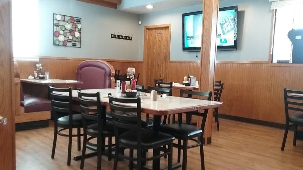 Muscatine Family Restaurant | restaurant | 1903 Park Ave, Muscatine, IA 52761, USA | 5632635490 OR +1 563-263-5490