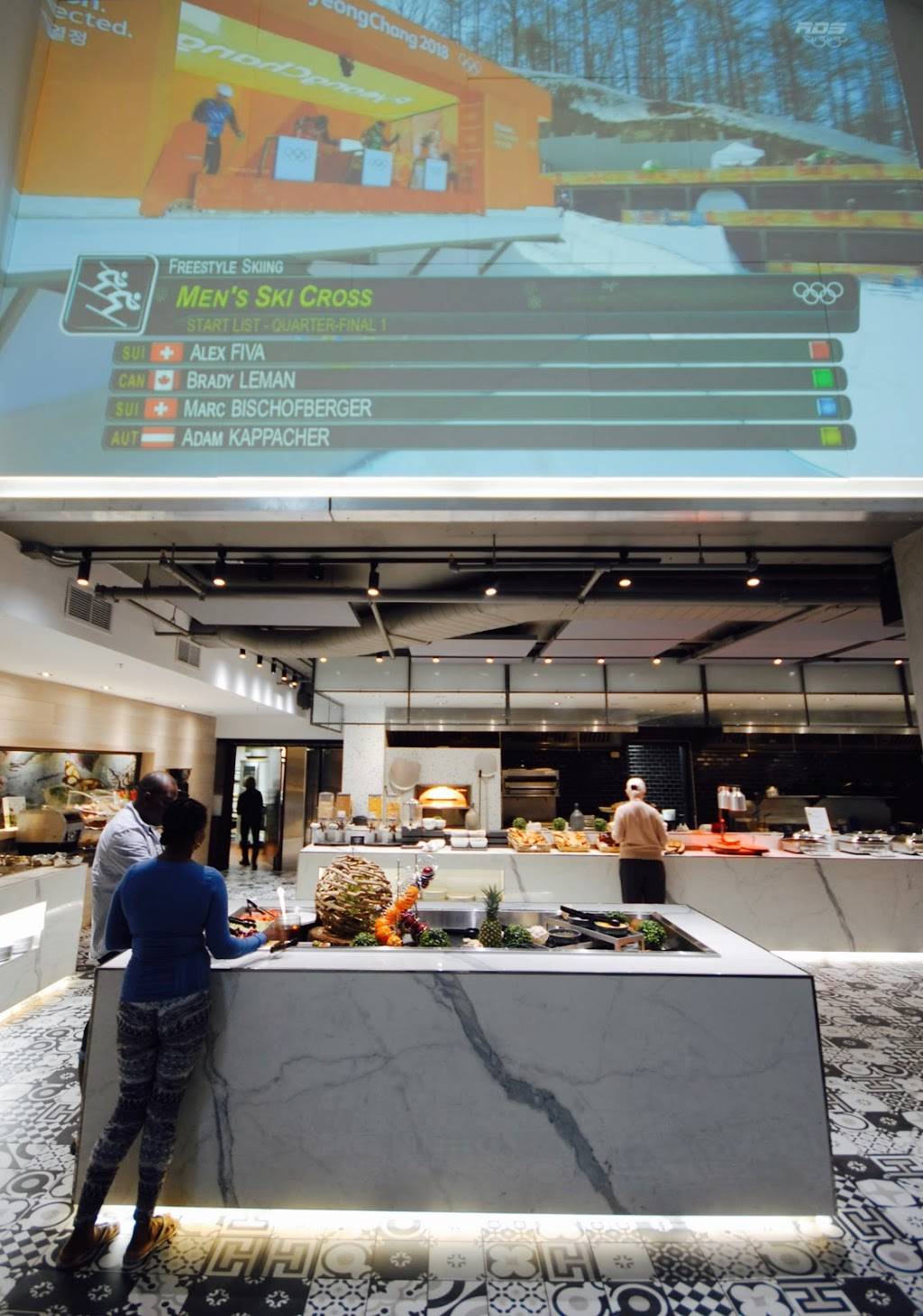 La TABLÉE | restaurant | 246 Chemin du Lac-Millette, Saint-Sauveur, QC J0R 1R3, Canada | 4502271811 OR +1 450-227-1811