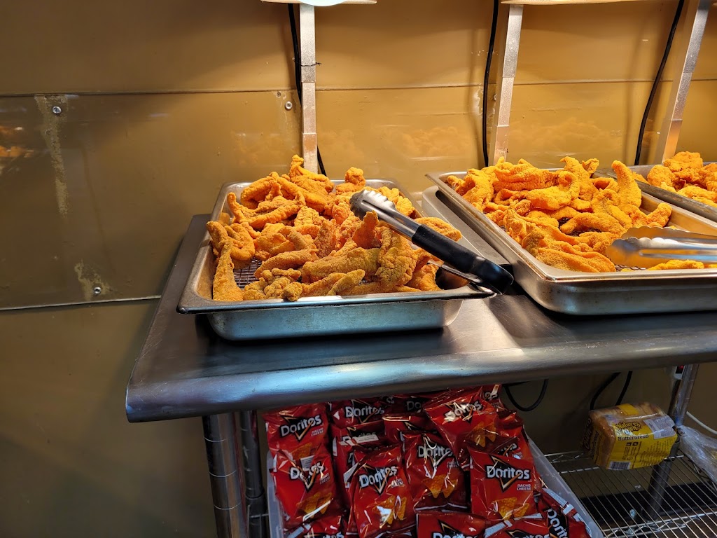 Blade “N” Wing Cafe | restaurant | South Alabama Regional, Andalusia, AL 36421, USA | 3342220638 OR +1 334-222-0638