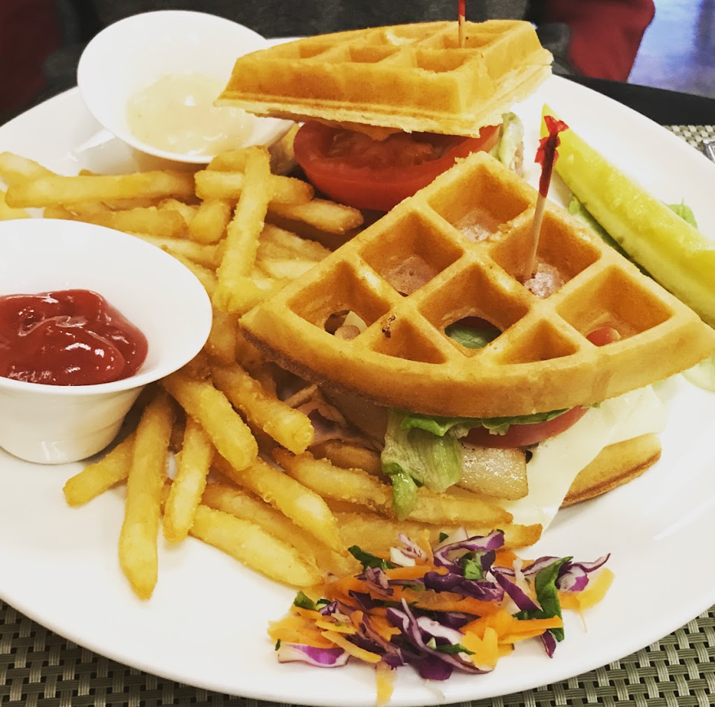 Larry Bs Rhythm Room | restaurant | 715 Main St, Van Buren, AR 72956, USA | 4796895252 OR +1 479-689-5252