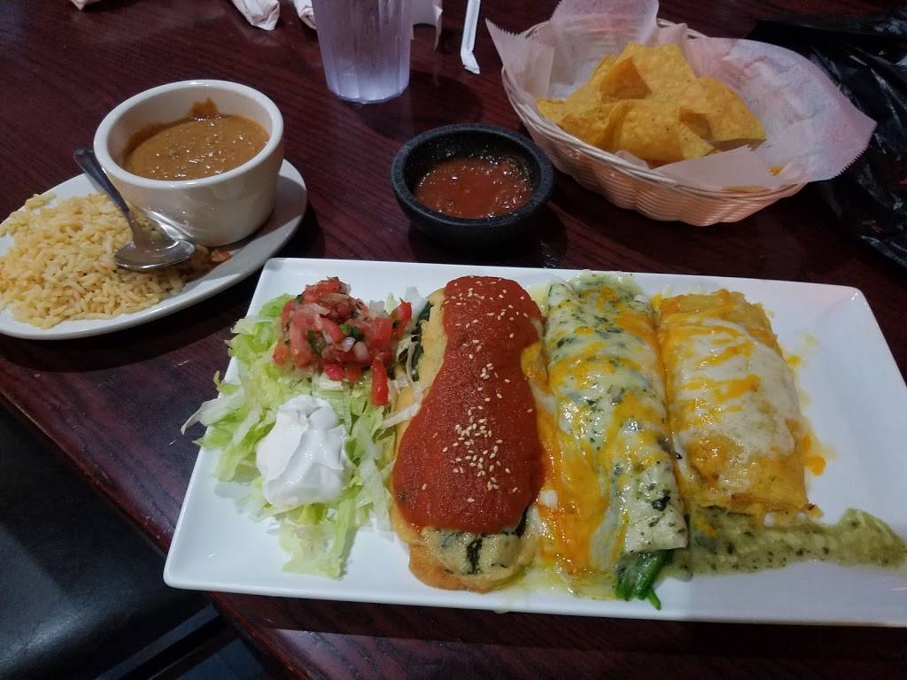 San Antonio Bar & Grill | restaurant | 1664 A Crystal Dr, Arlington, VA 22202, USA | 7034150126 OR +1 703-415-0126