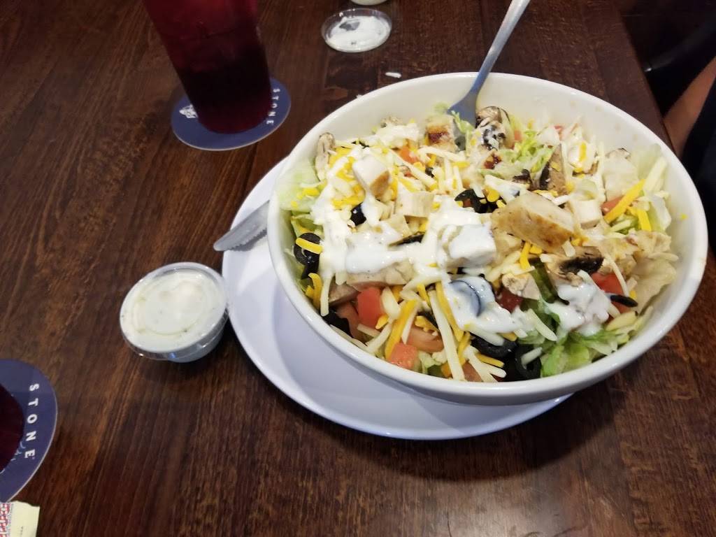 Pats Pizza Brunswick | restaurant | 112 Pleasant St, Brunswick, ME 04011, USA | 2078448163 OR +1 207-844-8163