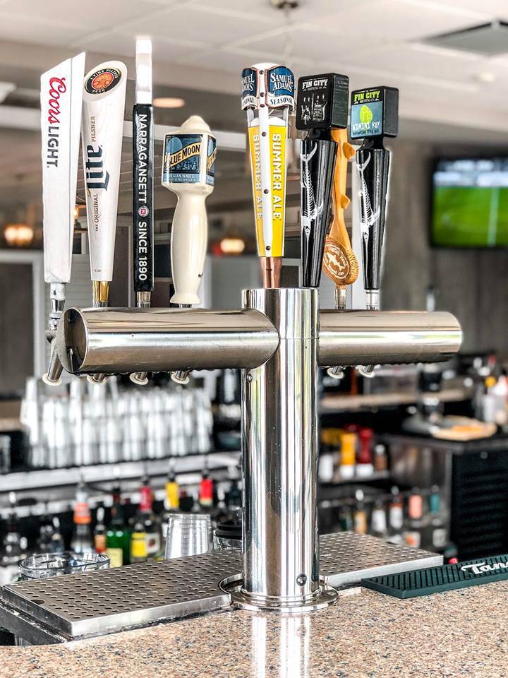 Ocean Pines Yacht Club & Marina | restaurant | 1 Mumford Landing Rd, Ocean Pines, MD 21811, USA | 4106417501 OR +1 410-641-7501