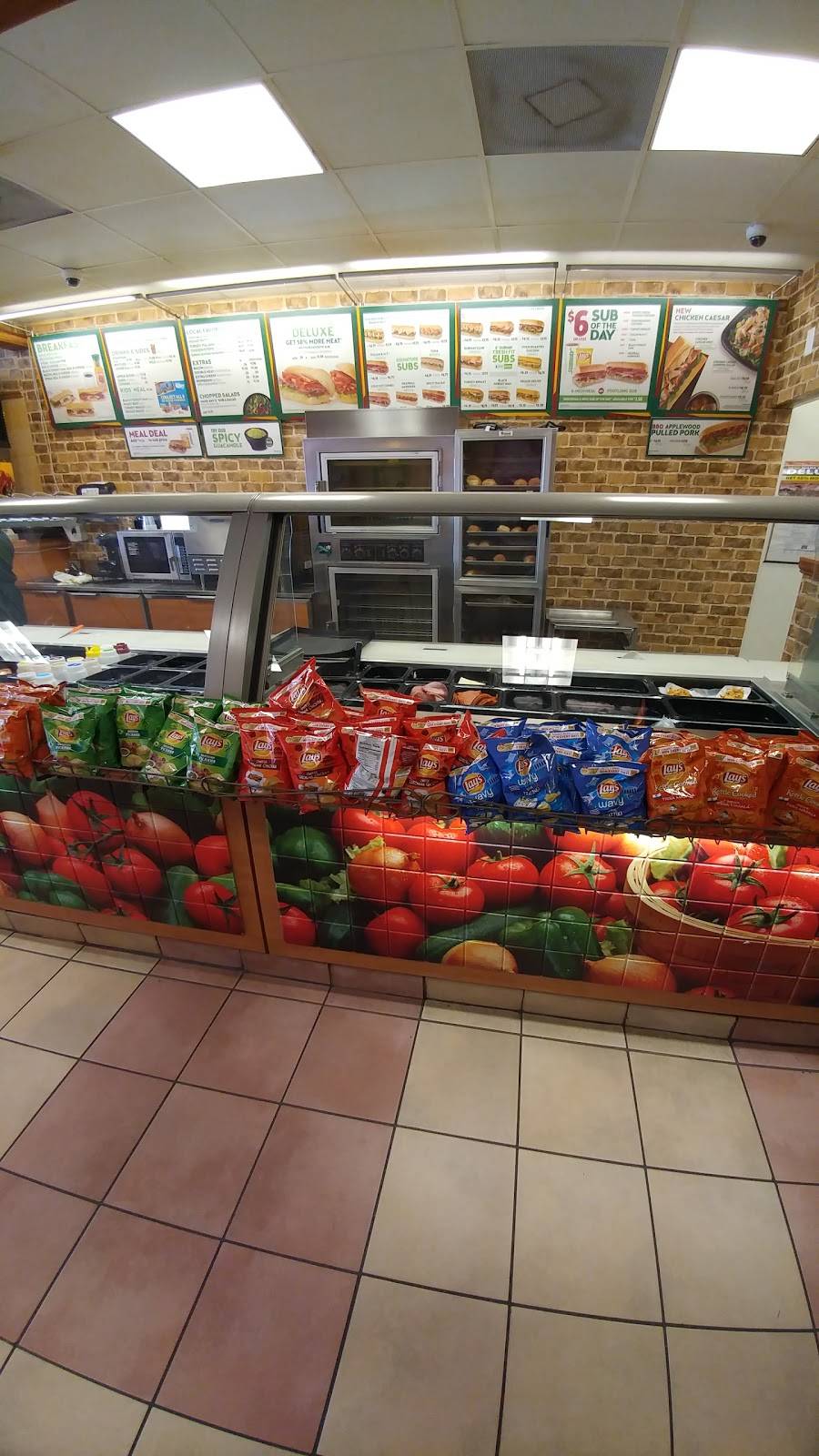 Subway Restaurants | restaurant | 24922 Tomball Pkwy #123, Tomball, TX 77375, USA | 2815160808 OR +1 281-516-0808