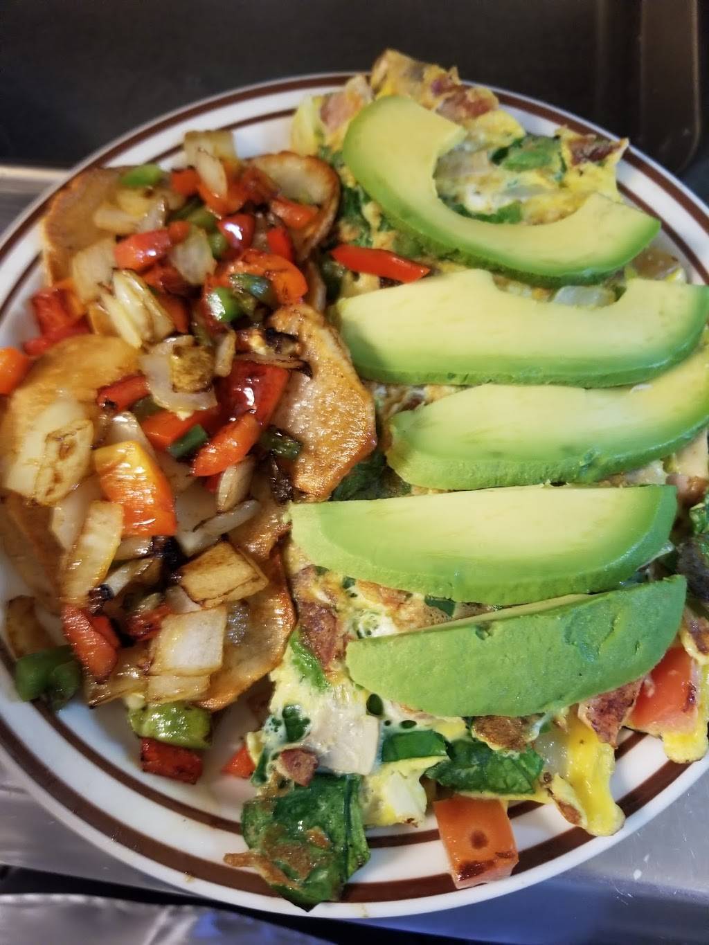 Joyces Coffee Shop & Restaurant | cafe | 8826 Reseda Blvd, Northridge, CA 91324, USA | 8188858818 OR +1 818-885-8818