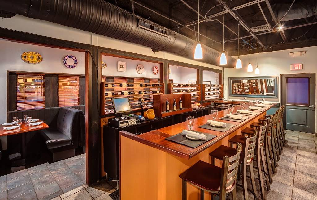 Divino Italian Restaurant | restaurant | 1830 W Alabama St, Houston, TX 77098, USA | 7138071123 OR +1 713-807-1123