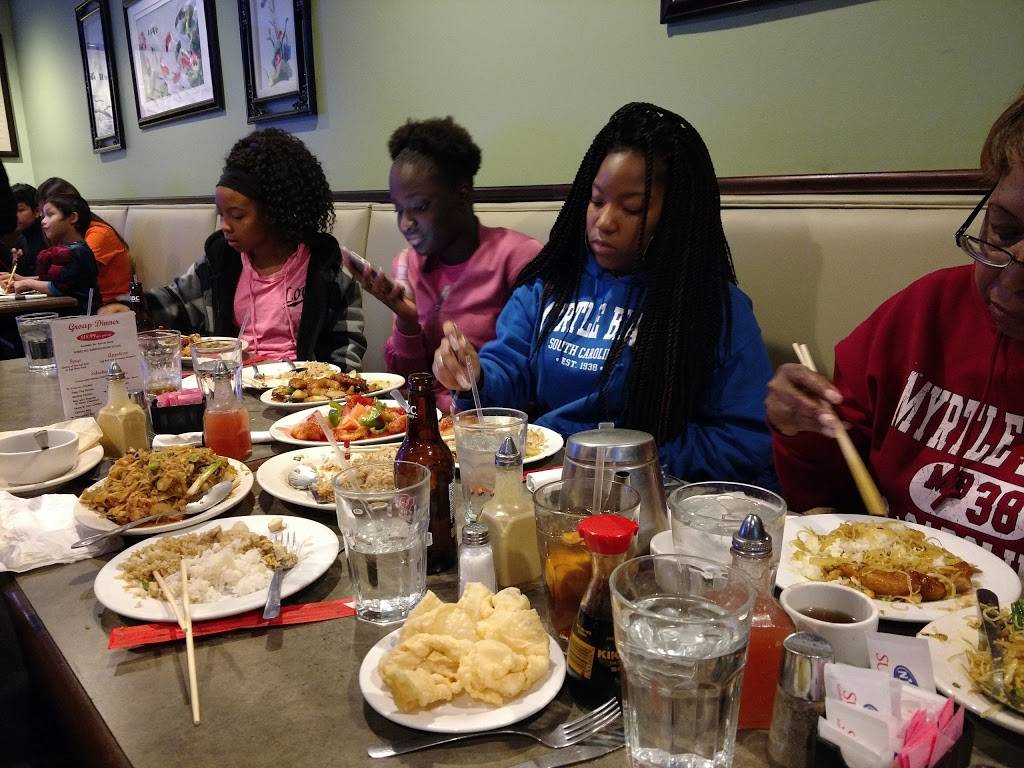 Tangs Chinese Restaurant | restaurant | 111 US-45, Grayslake, IL 60030, USA | 8475488882 OR +1 847-548-8882