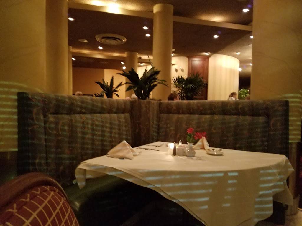 Palm Court | night club | 1912 N Arlington Heights Rd, Arlington Heights, IL 60004, USA | 8478707770 OR +1 847-870-7770