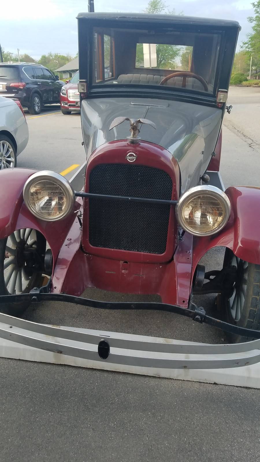 Foothills Milling Co | restaurant | 315 S Washington St, Maryville, TN 37804, USA | 8659778434 OR +1 865-977-8434