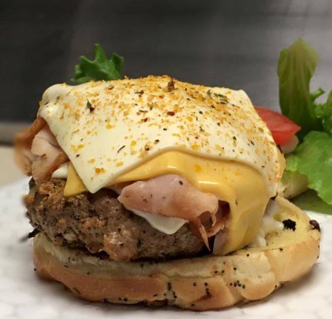 The Food Exchange Restaurant | restaurant | 8451 Harper Ave, Detroit, MI 48213, USA | 3135795616 OR +1 313-579-5616