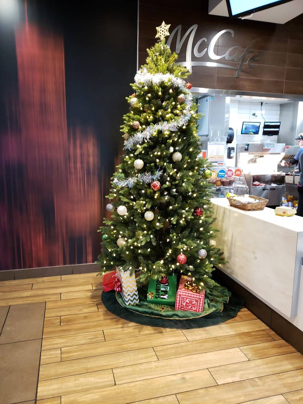 McDonalds | cafe | 13546 US-30, Plainfield, IL 60544, USA | 8152540356 OR +1 815-254-0356