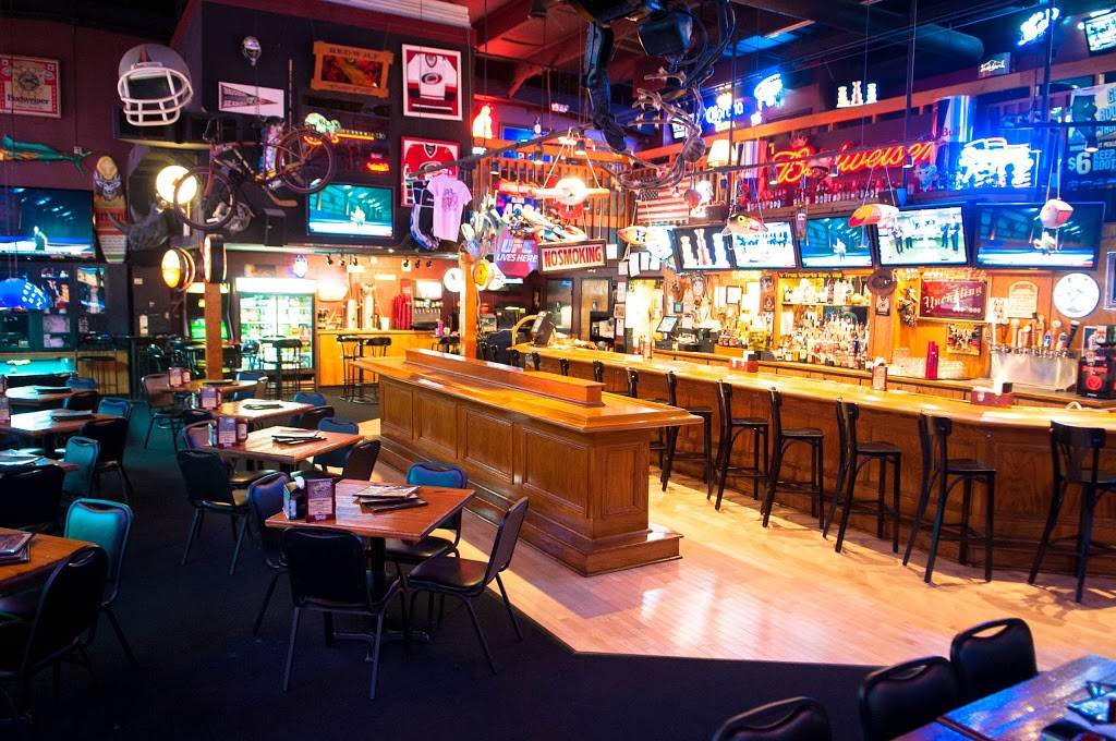 Woodys Sports Tavern & Grill | restaurant | 8322 Chapel Hill Rd, Cary, NC 27513, USA | 9193807737 OR +1 919-380-7737