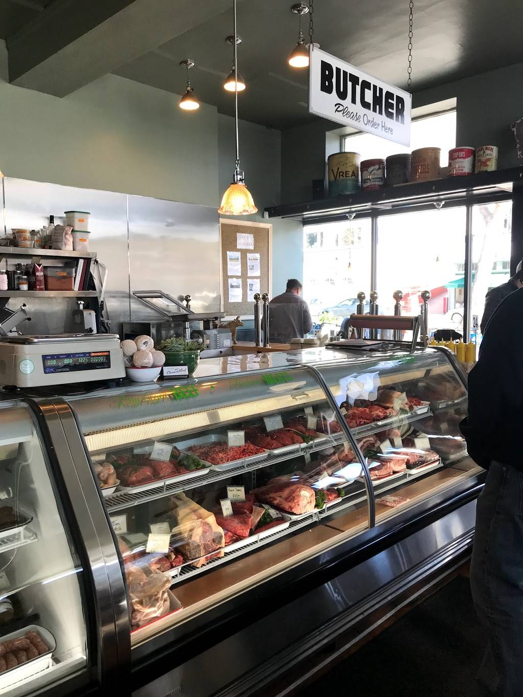 Clove And Hoof | restaurant | 4001 Broadway, Oakland, CA 94611, USA | 5105471446 OR +1 510-547-1446