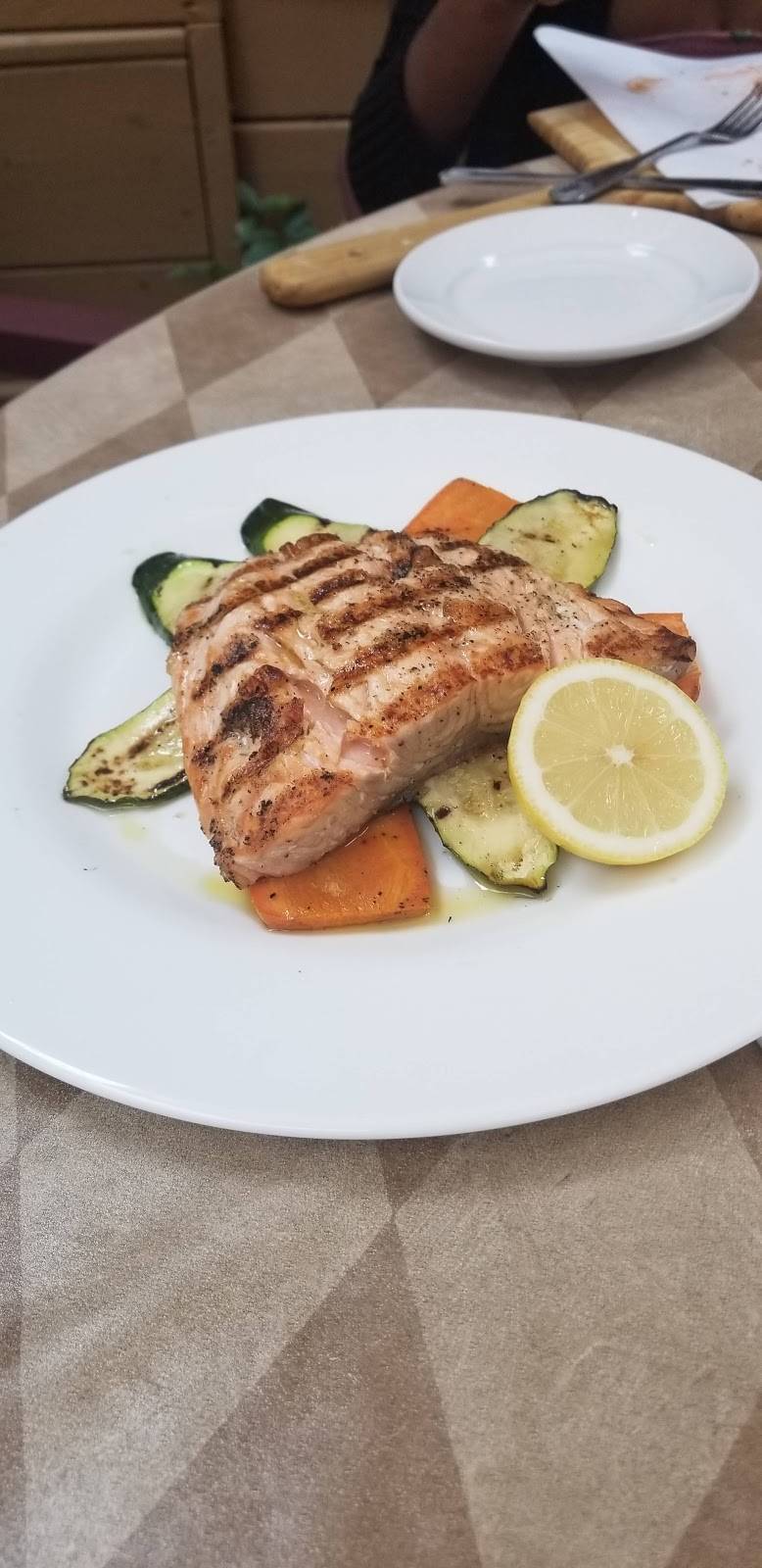 Williston Townhouse Diner | restaurant | 112 Hillside Avenue, Williston Park, NY 11596, USA | 5167462539 OR +1 516-746-2539