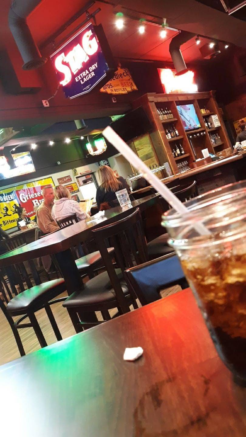 Sangamo Brewing | restaurant | 109 E Mulberry St, Chatham, IL 62629, USA | 2176978026 OR +1 217-697-8026