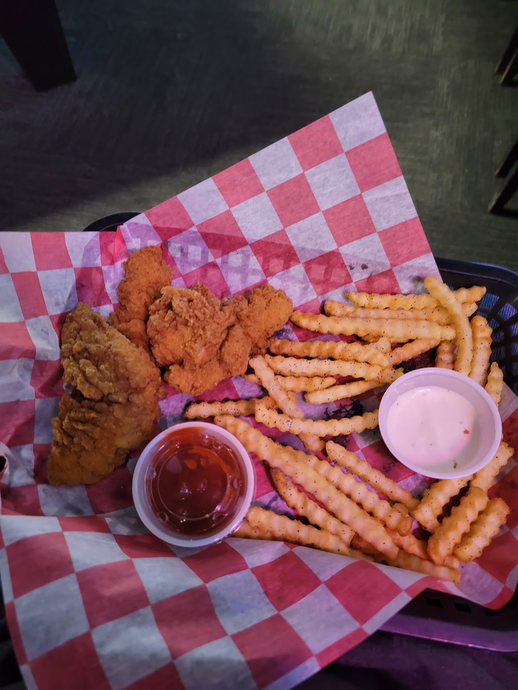 The Coliseum Billiards and Sports Bar | restaurant | 528 Haywood Rd, Greenville, SC 29607, USA | 8642883353 OR +1 864-288-3353