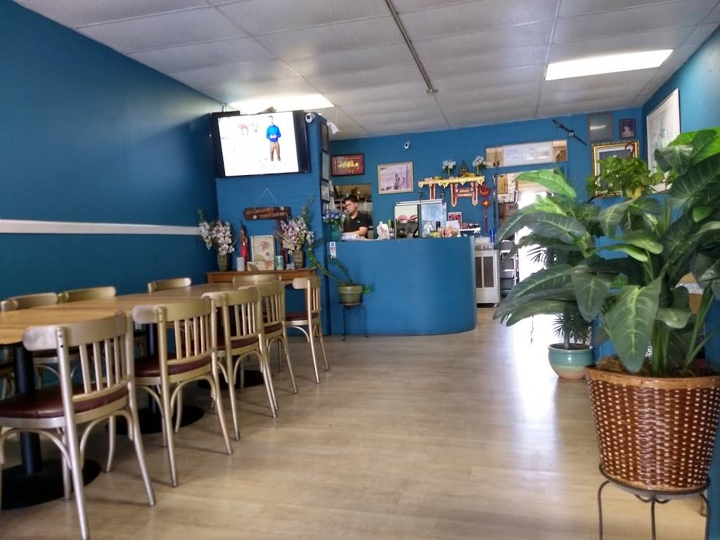 Queen of Thai Cuisine | restaurant | 14522 Crenshaw Blvd, Gardena, CA 90249, USA | 3103272844 OR +1 310-327-2844