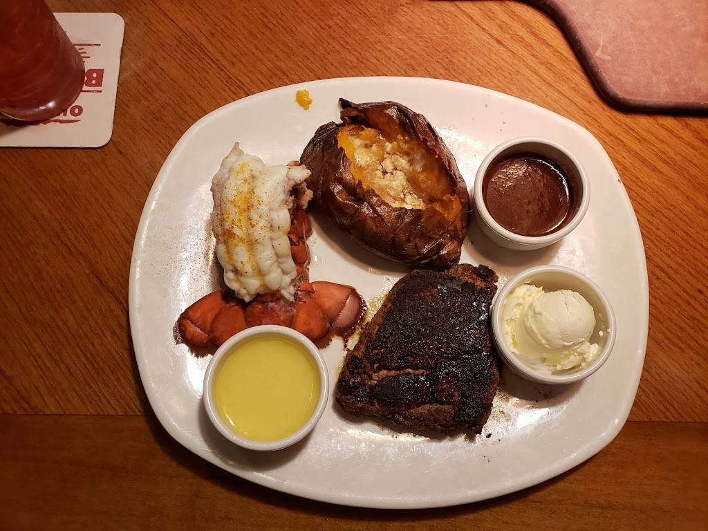 Outback Steakhouse | restaurant | 911 Outlet Center Dr, Smithfield, NC 27577, USA | 9199893056 OR +1 919-989-3056