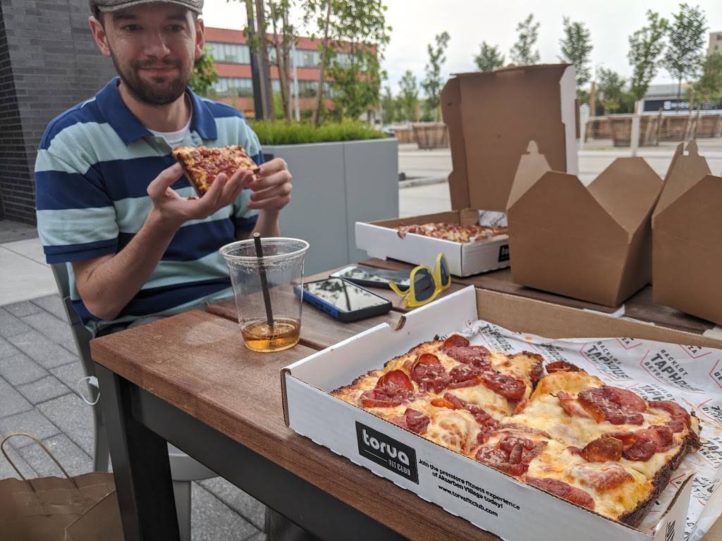 Backlot Taphouse | restaurant | 2110 S 67th St Suite 108, Omaha, NE 68106, USA | 4029169581 OR +1 402-916-9581