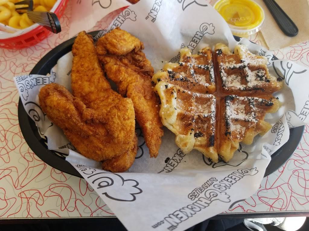 Cheeks Chicken & Waffles | restaurant | 822 E Center St, Wallingford, CT 06492, USA | 2032691119 OR +1 203-269-1119