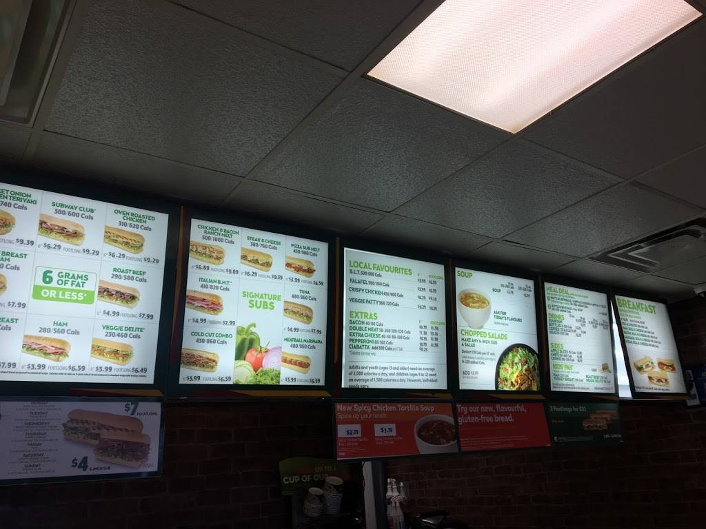 Subway | meal takeaway | 6465 Airport Rd, Mississauga, ON L4V 1R8, Canada | 9052939696 OR +1 905-293-9696
