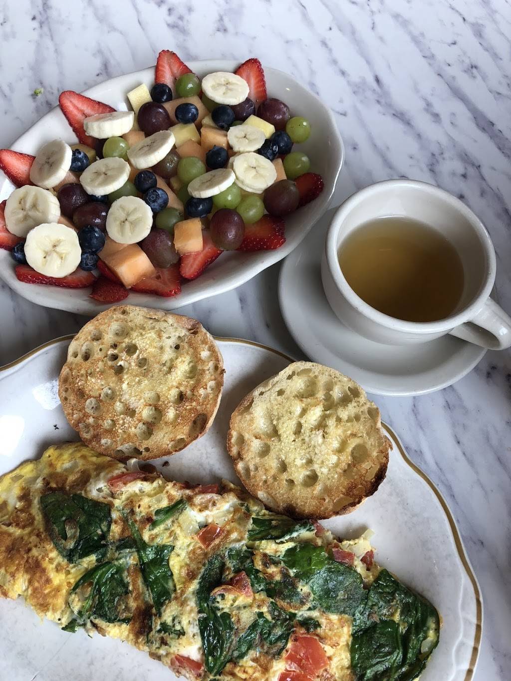 Olympos Diner | restaurant | 1130 E Main St, Meriden, CT 06450, USA | 2032355636 OR +1 203-235-5636