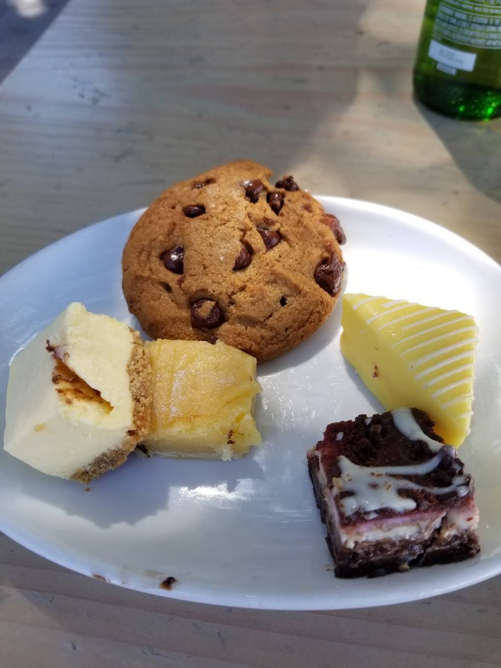 Boatyard | restaurant | 1555 SE 17th St, Fort Lauderdale, FL 33316, USA | 9545257400 OR +1 954-525-7400