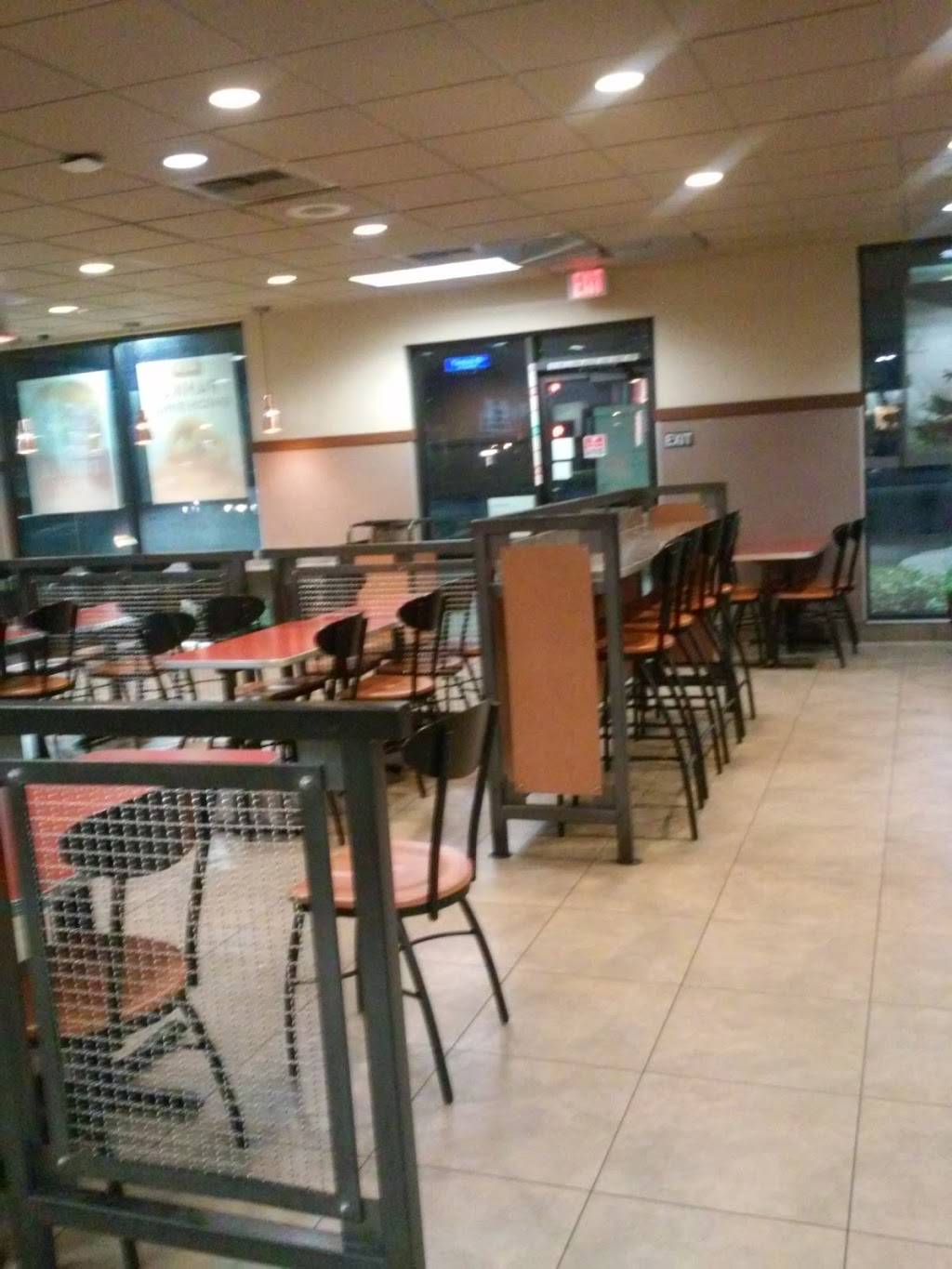 Jack in the Box | restaurant | 3504 Firestone Blvd, South Gate, CA 90280, USA | 3235648168 OR +1 323-564-8168