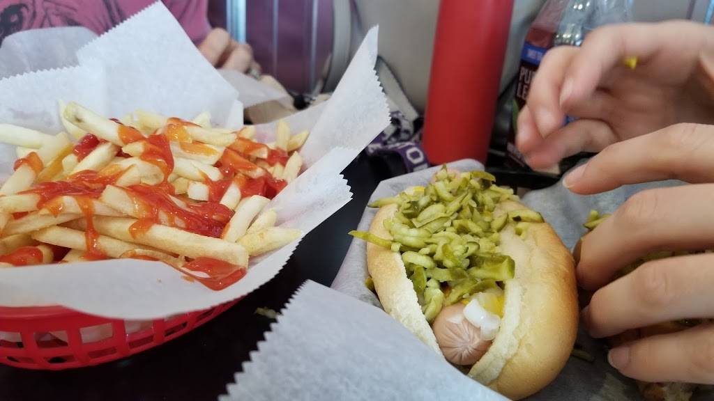 Crazy Charlies | restaurant | 2184 Wealthy St SE, East Grand Rapids, MI 49506, USA | 6164516720 OR +1 616-451-6720