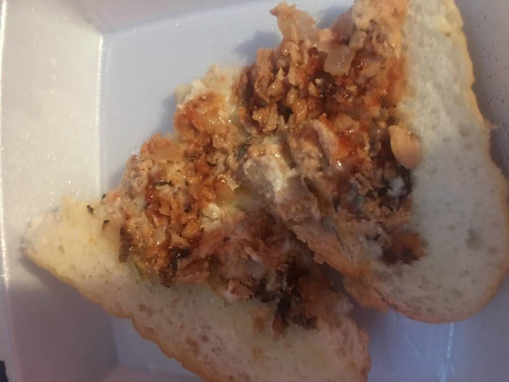 Mr Hook Fish & Chicken | restaurant | 6042 Woodland Ave, Philadelphia, PA 19142, USA | 2157272910 OR +1 215-727-2910