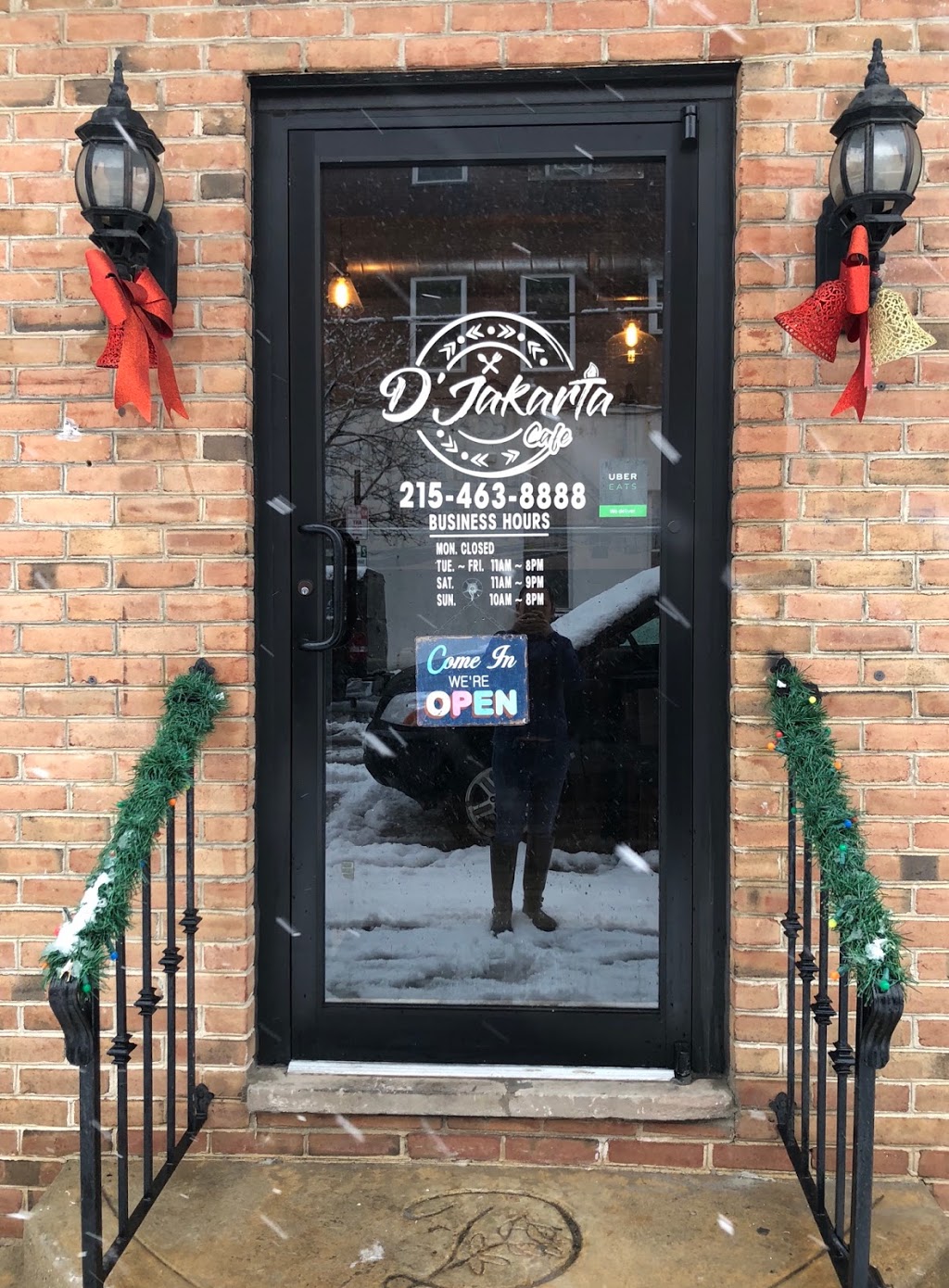 Djakarta Cafe | restaurant | 1540 W Ritner St, Philadelphia, PA 19145, USA | 2154638888 OR +1 215-463-8888