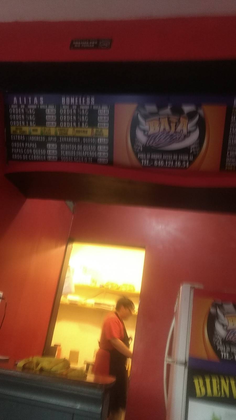 Baja Wings | restaurant | Blvd. Gral. Juan Zertuche 721, Valle Dorado, 22890 Ensenada, B.C., Mexico | 016461211654 OR +52 646 121 1654