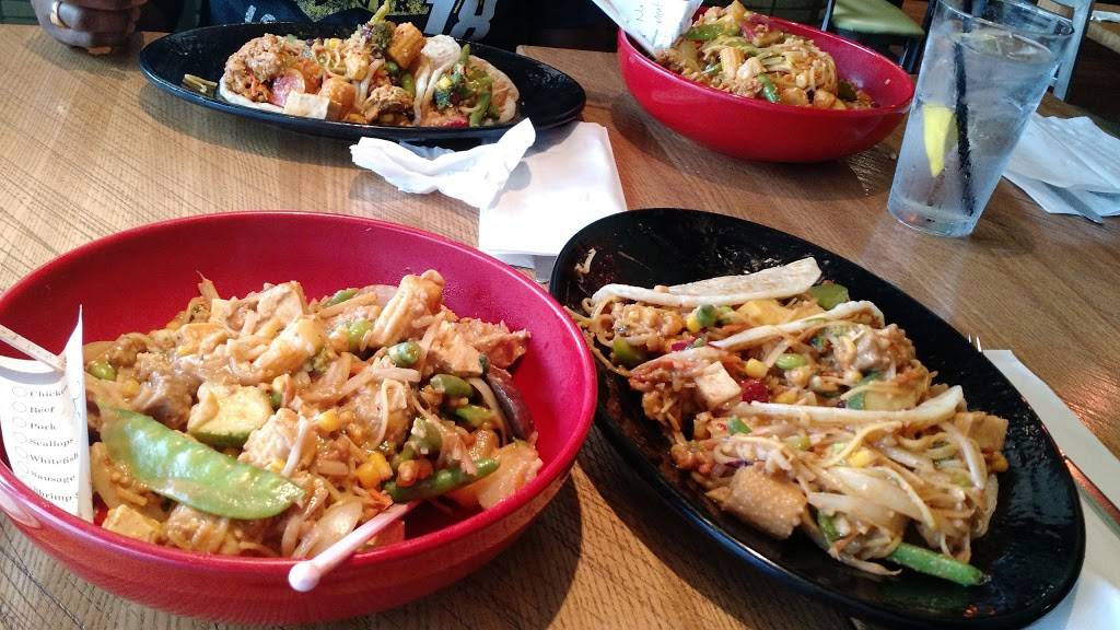 Flat Top Grill | restaurant | SHOPPES AT COLLEGE HILLS, 307 S, Veterans Pkwy #500, Normal, IL 61761, USA | 3094541300 OR +1 309-454-1300