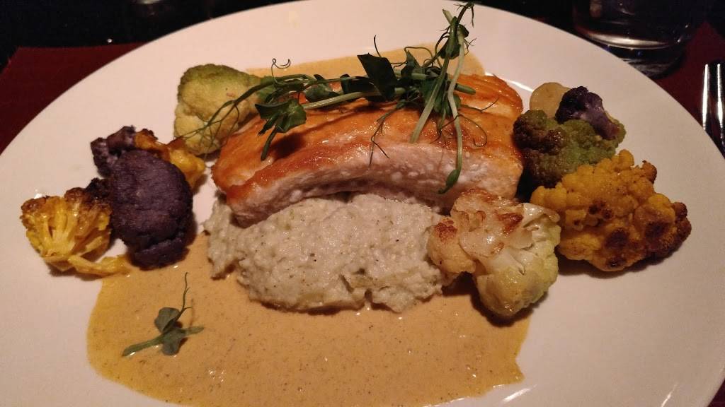 Marketplace Restaurant on theater square | restaurant | 651 S 4th St, Louisville, KY 40202, USA | 5026253001 OR +1 502-625-3001