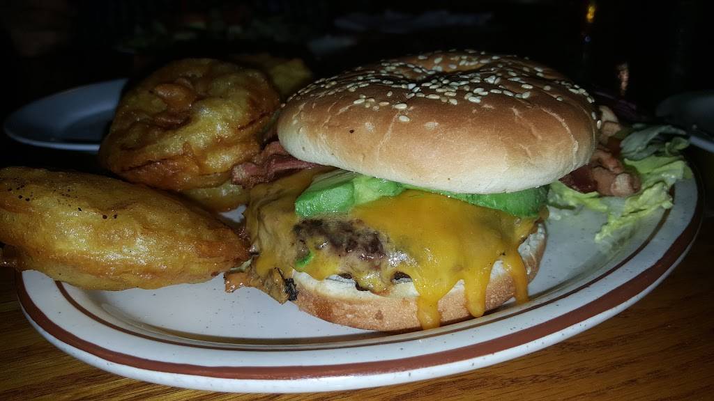 Buchanan Arms Restaurant & Pub | restaurant | 2013 Burbank Blvd, Burbank, CA 91506, USA | 8188450692 OR +1 818-845-0692