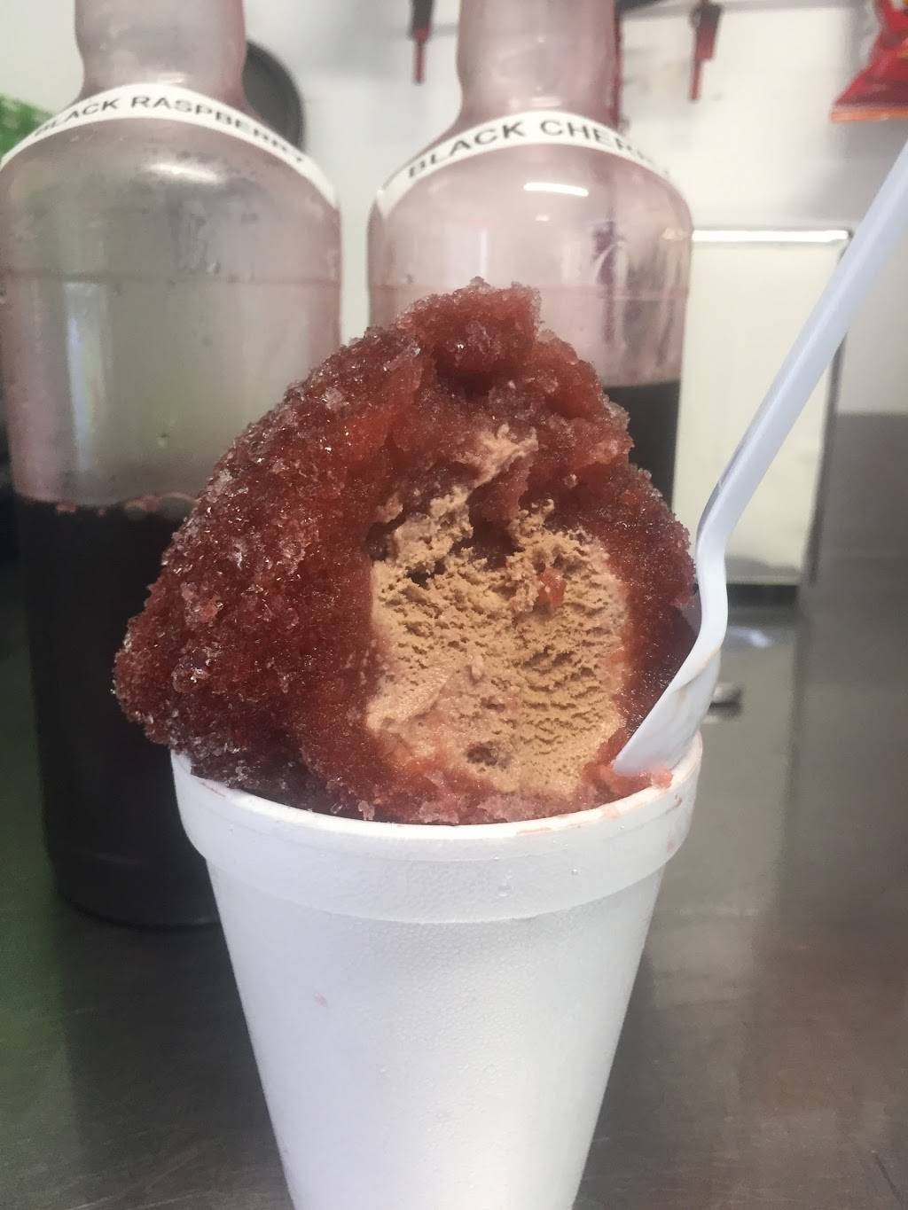 The Snowball Station | restaurant | 7415 US-301, Riverview, FL 33578, USA | 7273791167 OR +1 727-379-1167