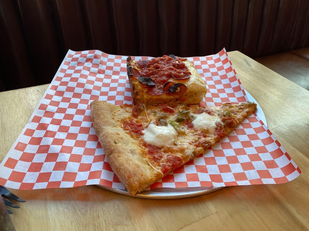 TNT Pizza | restaurant | 550 14th St #116, San Diego, CA 92101, USA | 6199156312 OR +1 619-915-6312