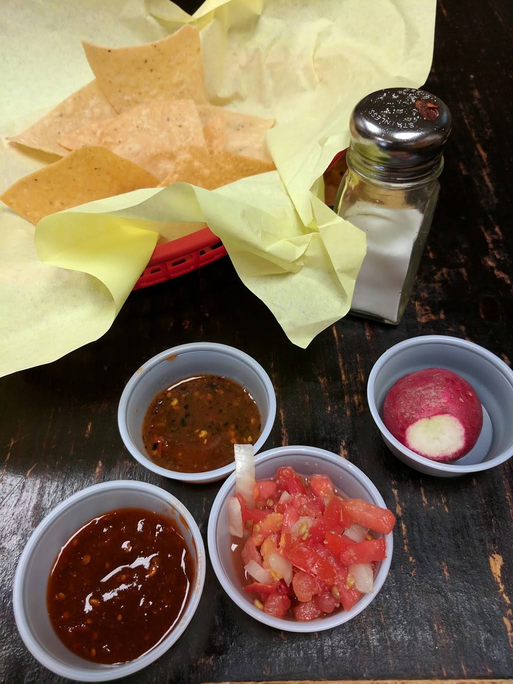 Fast Taco | restaurant | 20865 Lassen St, Chatsworth, CA 91311, USA | 8187009491 OR +1 818-700-9491